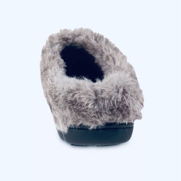 ISOTONER WOMEN’S SABRINE HOODBACK SLIPPERS - Picture 4 of 10